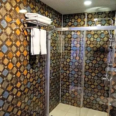 Ikarus Hotel 3*