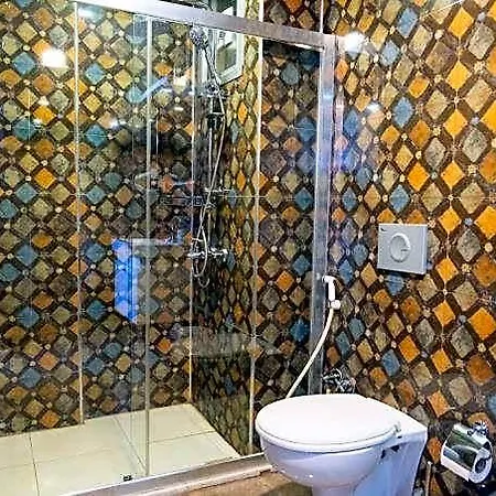Ikarus Hotel 3*