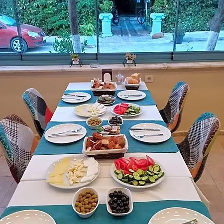 Ikarus Kusadasi